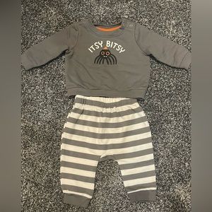 Cat & Jack Spider Halloween Sweatshirt & Pants Set